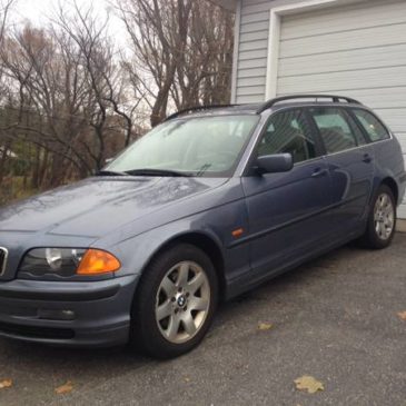 2001 BMW 325XI sport wagon AWD – $4900 (Traverse City)