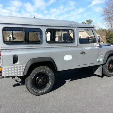 1989 Land Rover Defender 110 2.5 Turbo Diesel 5 speed Manual Station Wagon Clean