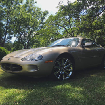 1998 Jaguar XK8 Coupe 4.0 Liter V8 Gold Chrome Rims Fully Loaded