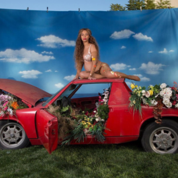 Beyoncé and a Porsche 914